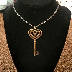 5/$12 Jewlery New Brass Heart Key Pendant Necklace